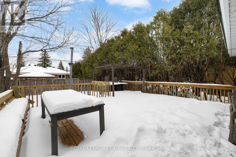 29244449/2358-malone-crescent/queensway-terrace-southridgeview/ottawa/ontario/K2C1L5_44
