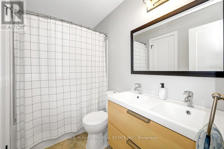 28965259/7-glenmoriston-avenue/glencairnhazeldean/ottawa/ontario/K2L2S3_17