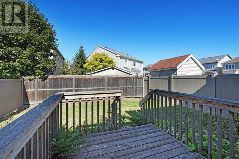 29090696/281-brambling-way/half-moon-bay/ottawa/ontario/K2J6E3_38