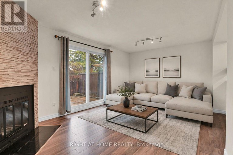 29603149/e-1700-lamoureux-drive/queenswood-heights-south/ottawa/ontario/K1E2N2_10