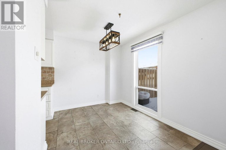 29364333/f-6-arnold-drive/arbeatha-park/ottawa/ontario/K2H6V9_10