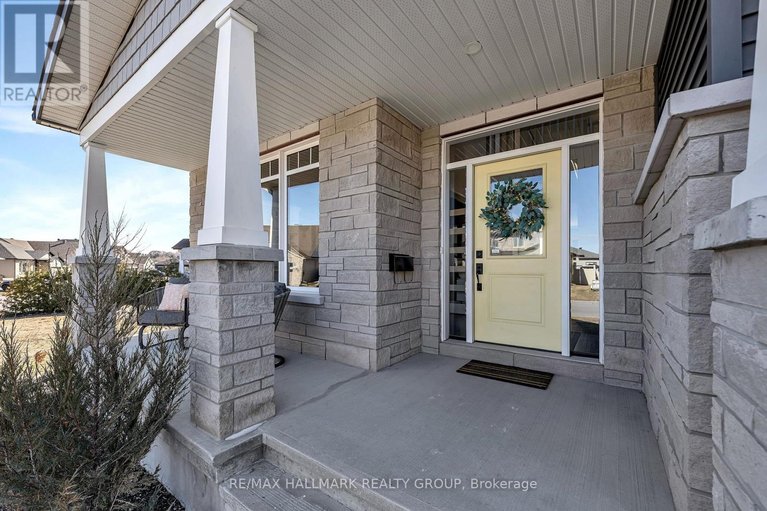 29573891/1025-diamond-street/clarencerockland-twp/clarence-rockland/ontario/K4K1P6_4