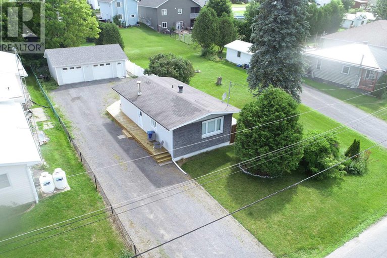 28585218/25-church-street/moose-creek/north-stormont/ontario/K0C1W0_2