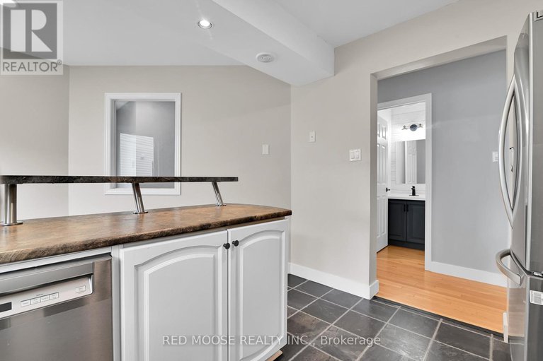 28582295/55-hawley-crescent/bridlewood/ottawa/ontario/K2M1T4_8