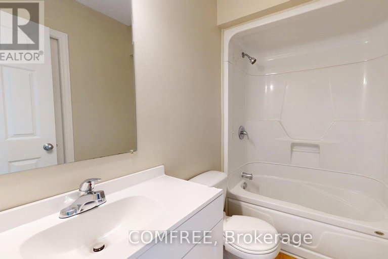 29041005/253-goulburn-avenue/sandy-hill/ottawa/ontario/K1N8E5_38