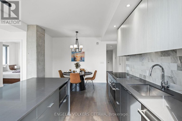 28413789/1606-20-daly-avenue/sandy-hill/ottawa/ontario/K1N6E2_14
