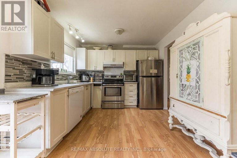 29669466/74-johnston-street/mcnabbraeside-twps/mcnabbraeside/ontario/K7S2N3_2