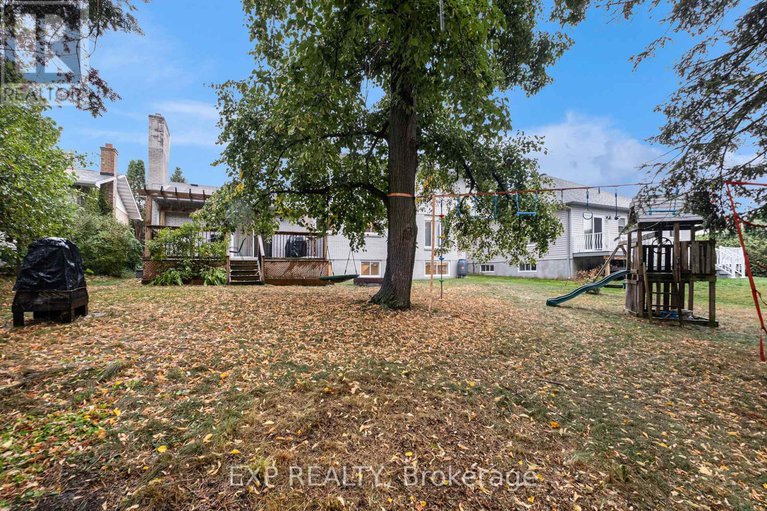 28902925/5-johanna-street/almonte/mississippi-mills/ontario/K0A1A0_29