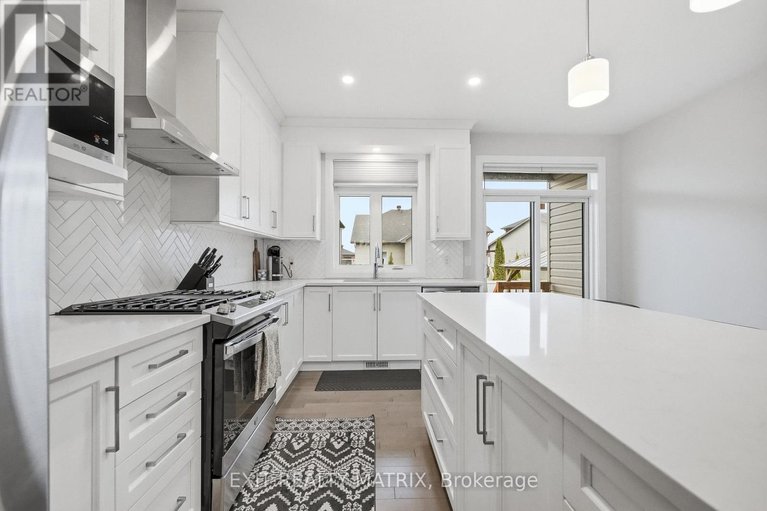 29622141/397-colmar-street/embrun/russell/ontario/K0A1W0_12