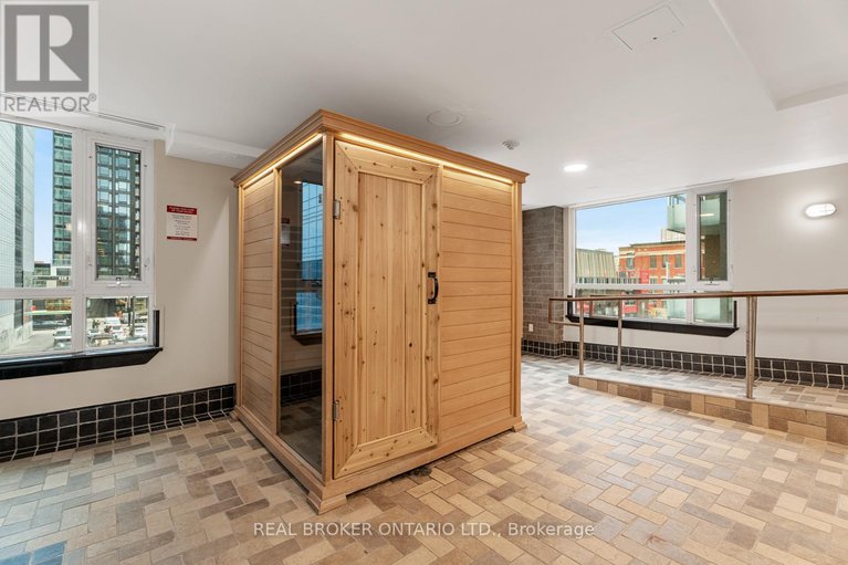 28542125/1207-200-besserer-street/sandy-hill/ottawa/ontario/K1N0A7_27