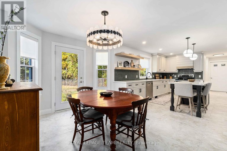 28940177/910-bolton-road/north-grenville-twp-kemptville-south/north-grenville/ontario/K0G1N0_11