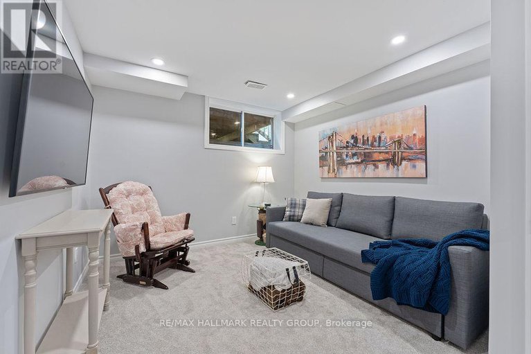 28558567/116-brilia-private/beacon-hill-south/ottawa/ontario/K1J0B7_26