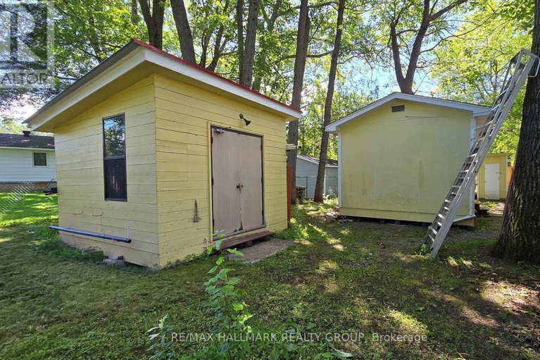 29082660/266-baldwin-street/constance-bay/ottawa/ontario/K0A3M0_32