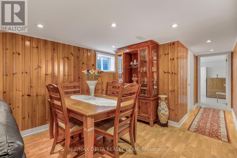 28631886/2435-heaton-avenue/hawthorne-meadows/ottawa/ontario/K1G1J1_22