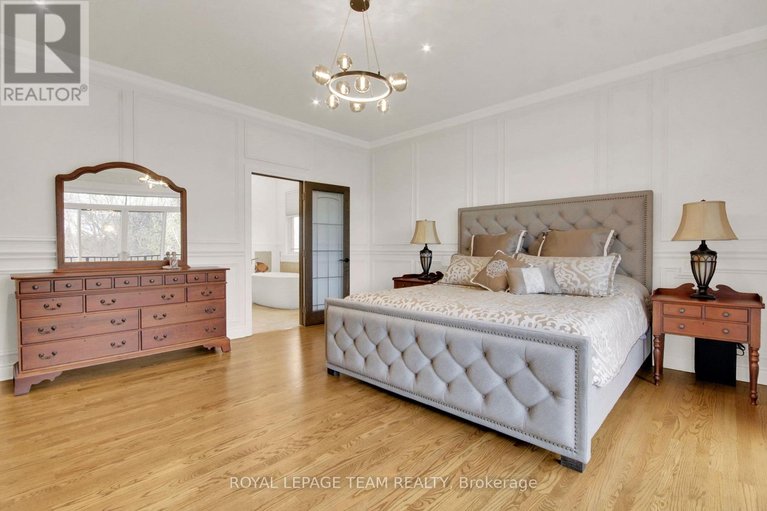 29679096/5591-manotick-main-street/manotick-village-manotick-estates/ottawa/ontario/K4M1A4_20
