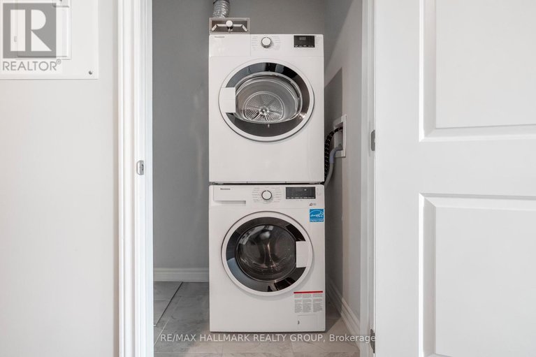 29564236/202-1350-hemlock-road/cfb-rockcliffe-and-area/ottawa/ontario/K1K5C2_20