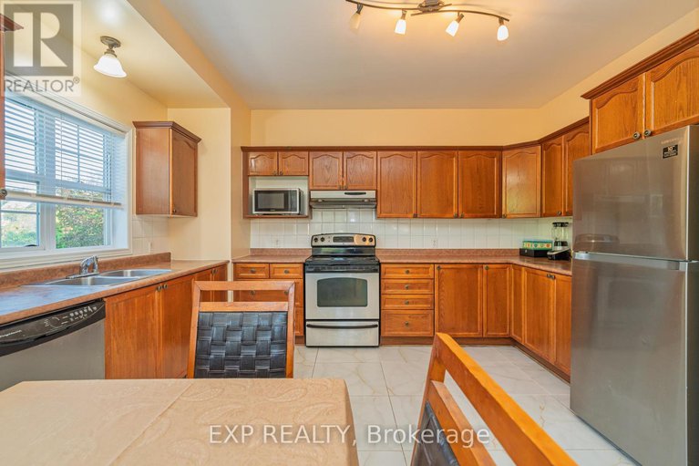 28624548/1567-rumford-drive/fallingbrookpineridge/ottawa/ontario/K4A4C1_9
