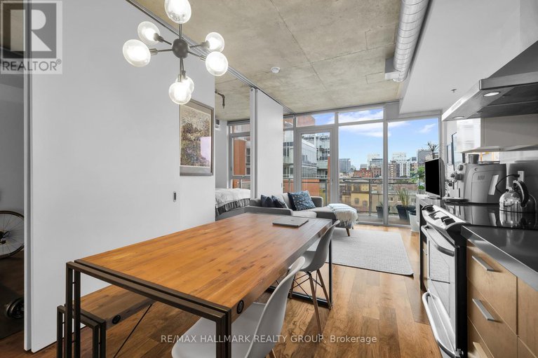 28932807/638-340-mcleod-street/ottawa-centre/ottawa/ontario/K2P1A4_13