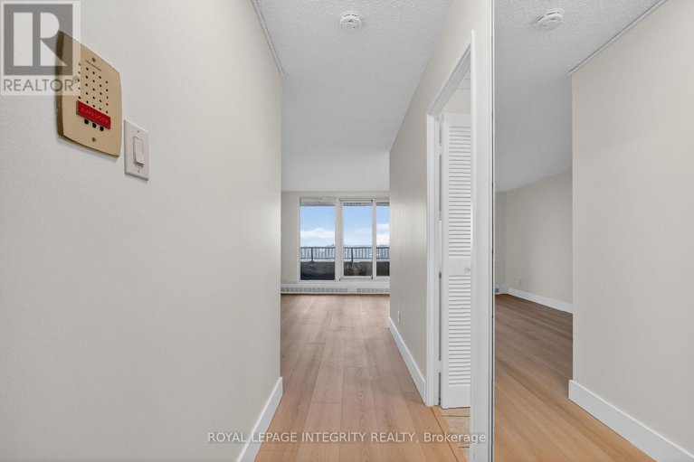 29313882/1708-1785-frobisher-lane/riverview-park/ottawa/ontario/K1G3T7_9