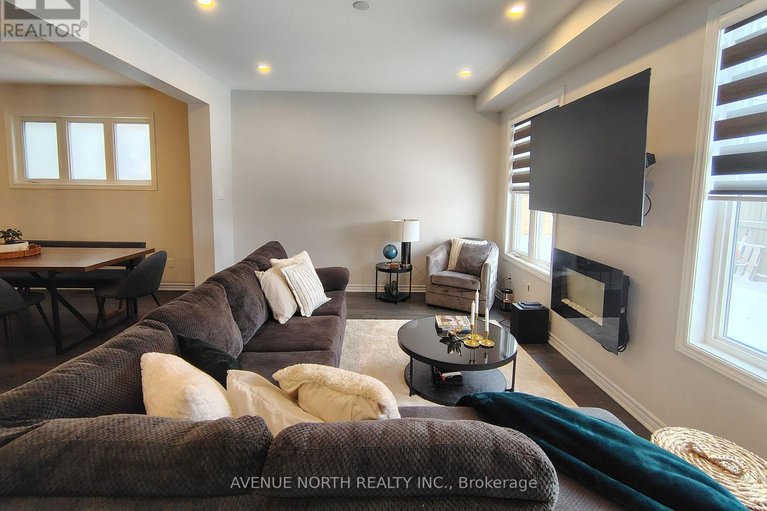 29667358/4772-abbott-street/emerald-meadowstrailwest/ottawa/ontario/K2S1B9_10