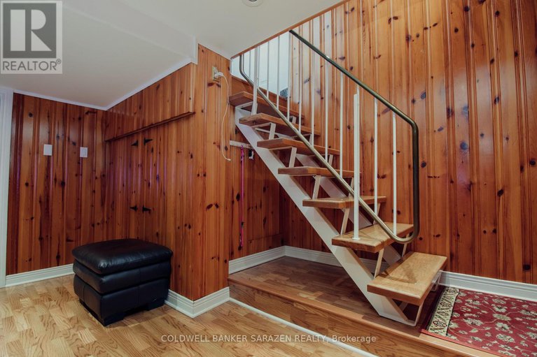 27983811/2435-heaton-avenue/elmvale-acres/ottawa/ontario/K1G1J1_13