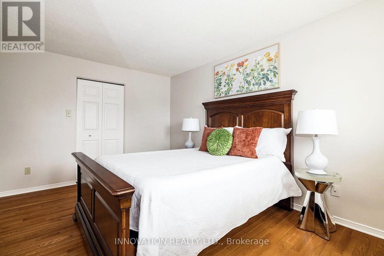 29480326/2751-massicotte-lane/emerald-woodssawmill-creek/ottawa/ontario/K1T3G9_18