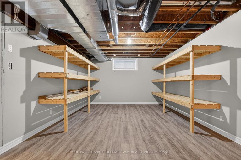 29616835/280-sarah-street/carleton-place/carleton-place/ontario/K7C2Y6_39