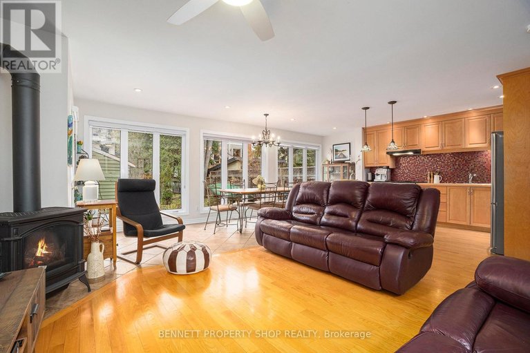 29668148/140-drummond-street/ottawa-east/ottawa/ontario/K1S1K2_14