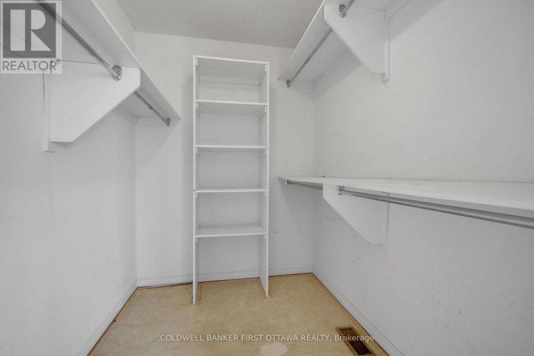 28221076/24-6141-red-willow-drive/chapel-hill/ottawa/ontario/K1C7J7_21