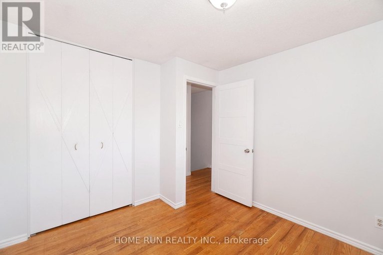 28597038/1292-meadowlands-drive-e/borden-farmstewart-farmcarleton-heightsparkwood-hills/ottawa/ontario/K2E6K5_26