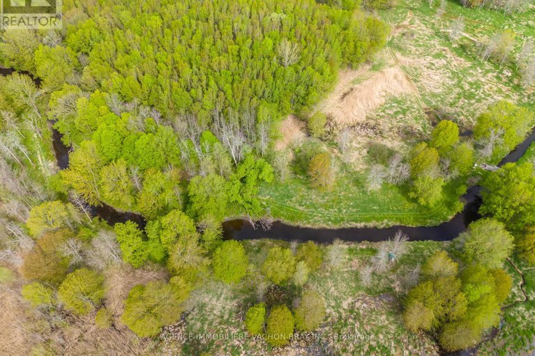 28793859/18668-concession-2-road/north-glengarry-kenyon-twp/north-glengarry/ontario/K0C1B0_4