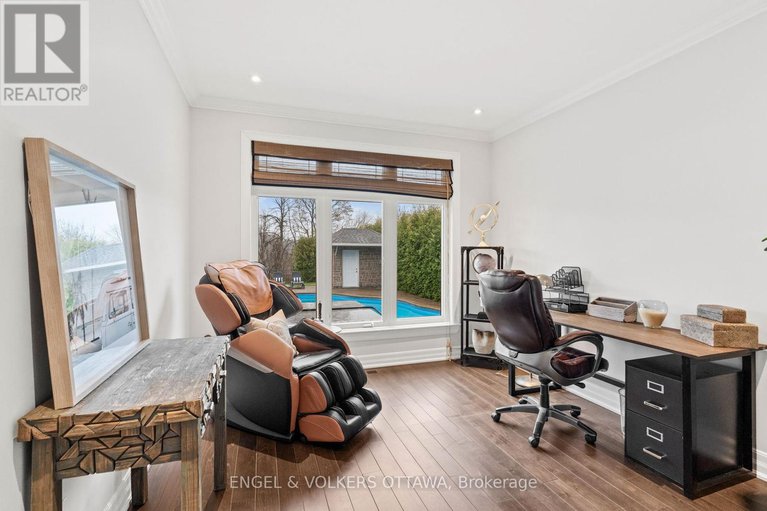 28267888/450-lockmaster-crescent/manotick-village-manotick-estates/ottawa/ontario/K4M1L9_21