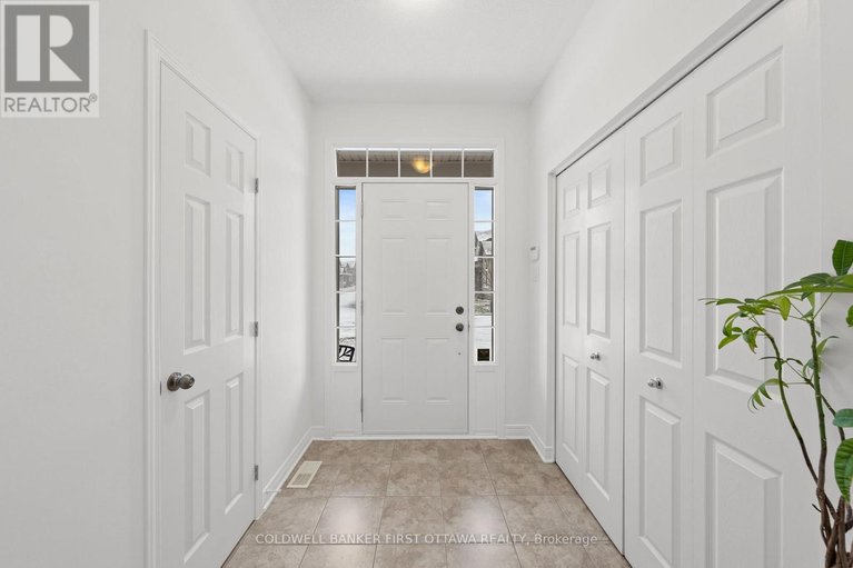 29585353/220-dave-smith-crescent/riverside-southgloucester-glen/ottawa/ontario/K4M0B7_3