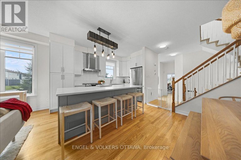 28873778/501-strasbourg-street/avalon-west/ottawa/ontario/K4A0M7_8