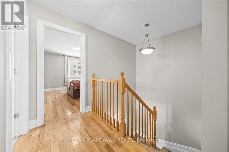 29414460/2424-marble-crescent/town-of-rockland/clarence-rockland/ontario/K4K1P6_26