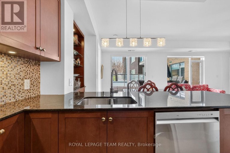 29517310/220-7-marquette-avenue/vanier/ottawa/ontario/K1L8A7_22