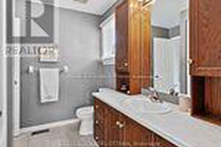 28547141/94-riverstone-drive/stonebridge/ottawa/ontario/K2J5E3_23