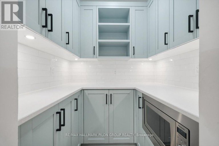 29223735/296-cornice-street/mer-bleuebradley-estatesanderson-park/ottawa/ontario/K1W0R4_5