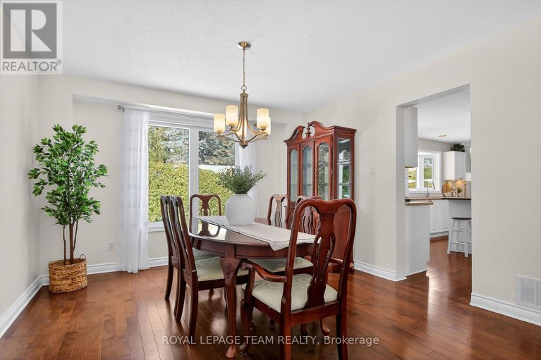 29446611/22-renshaw-avenue/stittsville-central/ottawa/ontario/K2S1G9_18