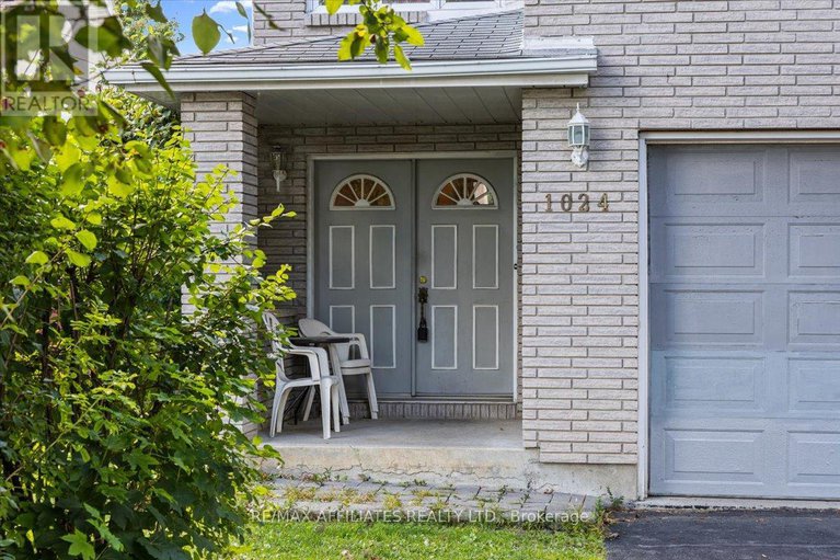 28835294/1024-miss-ottawa-street/beacon-hill-south/ottawa/ontario/K1J7B1_2