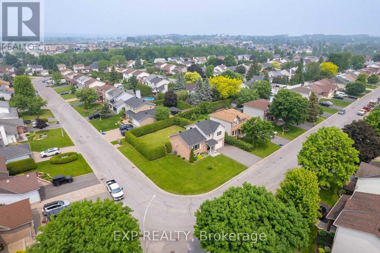28448593/3379-descotes-circle/town-of-rockland/clarence-rockland/ontario/K4K1A8_32