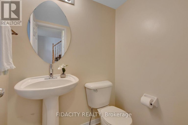 28056296/128-cedardown-private/stonebridge/ottawa/ontario/K2J0W2_9