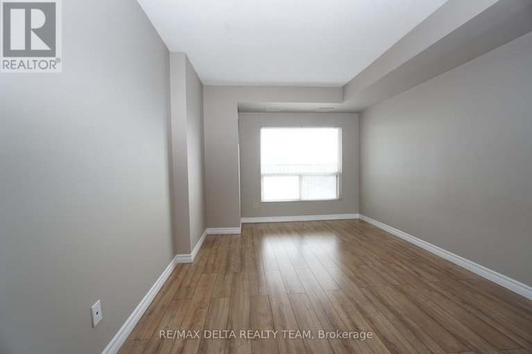 29444416/1506-545-st-laurent-boulevard/viscount-alexander-park/ottawa/ontario/K1K4H9_34