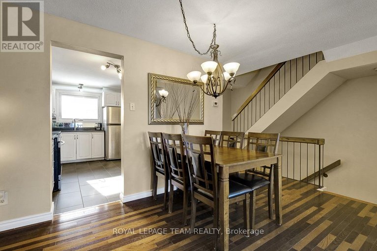 29537105/35-2027-stonehenge-crescent/pineview/ottawa/ontario/K1B4N7_10