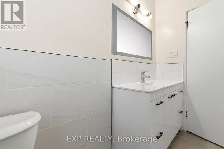 29326818/2243-miramichi-street/kenson-park/ottawa/ontario/K2C0Z1_21