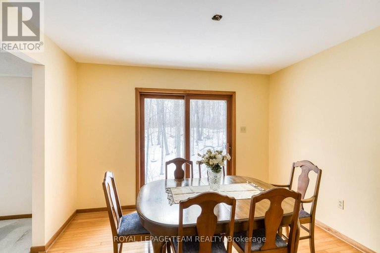 29456140/1814-old-perth-road/mississippi-mills-ramsay-twp/mississippi-mills/ontario/K0A1A0_9