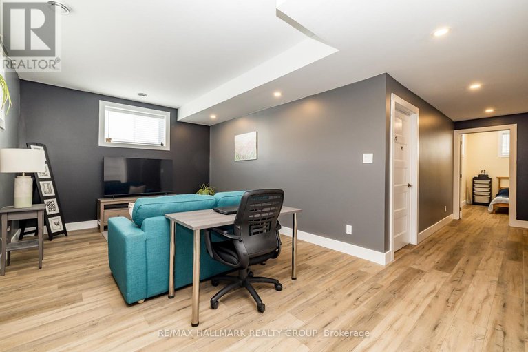 28347410/87-cobblestone-drive/village-of-russell/russell/ontario/K4R0B2_41