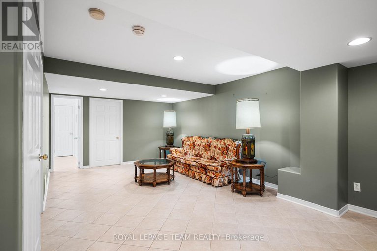 28215682/18-tierney-drive/longfields/ottawa/ontario/K2J4W2_43