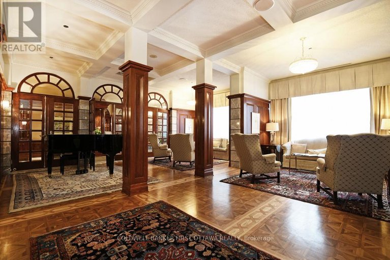 29474230/2702-1480-riverside-drive/riverview-park/ottawa/ontario/K1G5H2_35