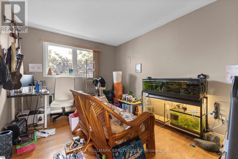 29229707/816-willow-avenue/chatelaine-village/ottawa/ontario/K1E1C7_8